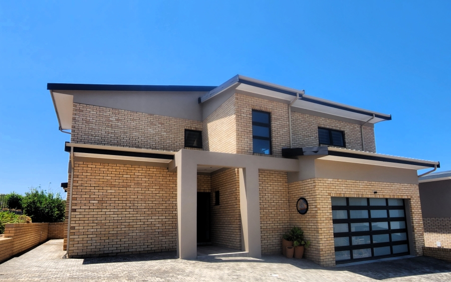 3 Bedroom Property for Sale in Dana Bay Western Cape